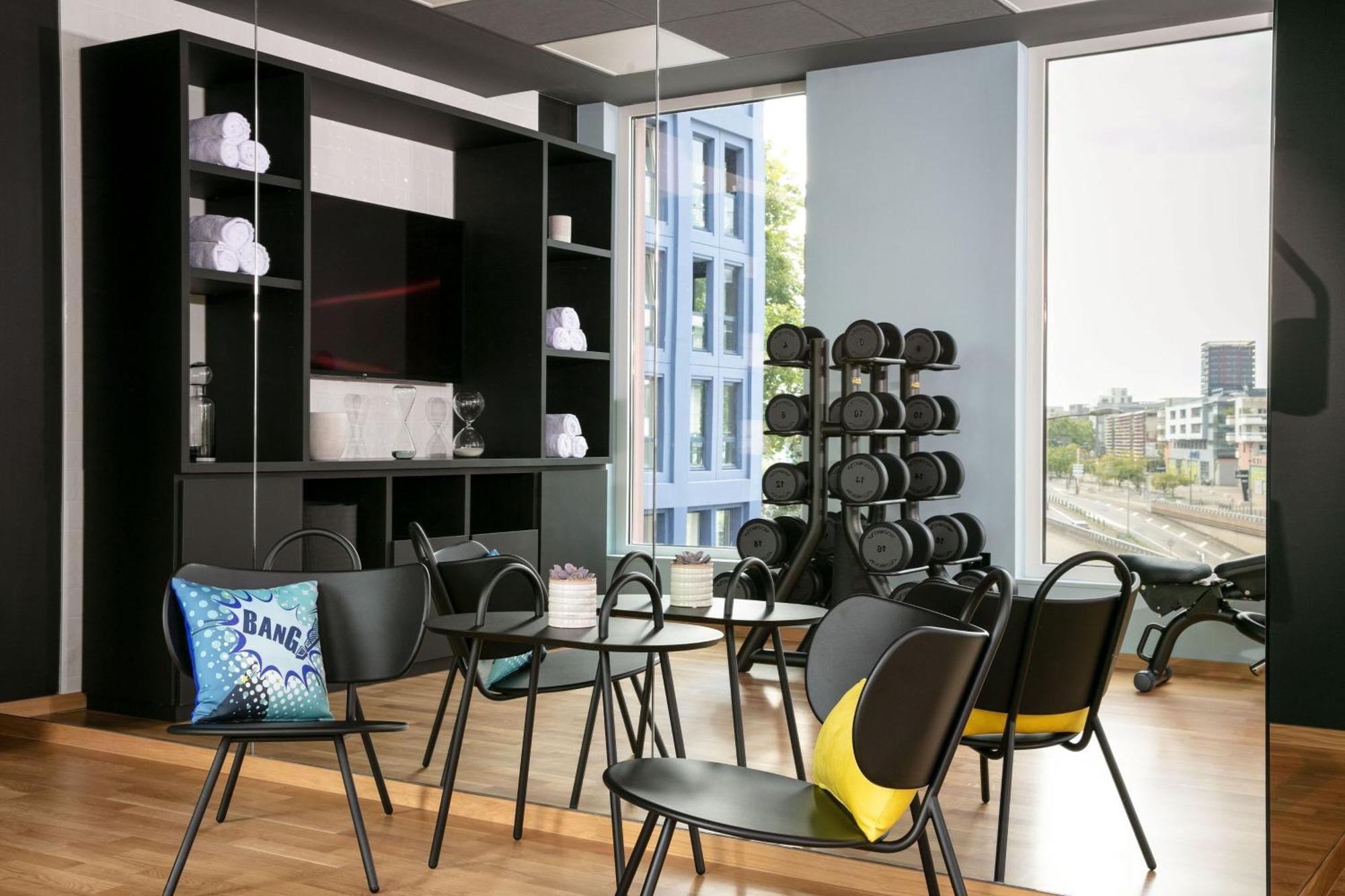 ホテル Aloft Strasbourg Etoile エクステリア 写真